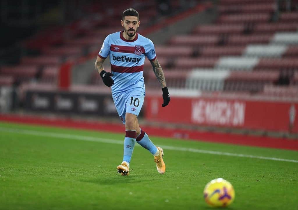 マヌエル・ランシニのインスタグラム：「Good point tonight boys ⚒⚒」