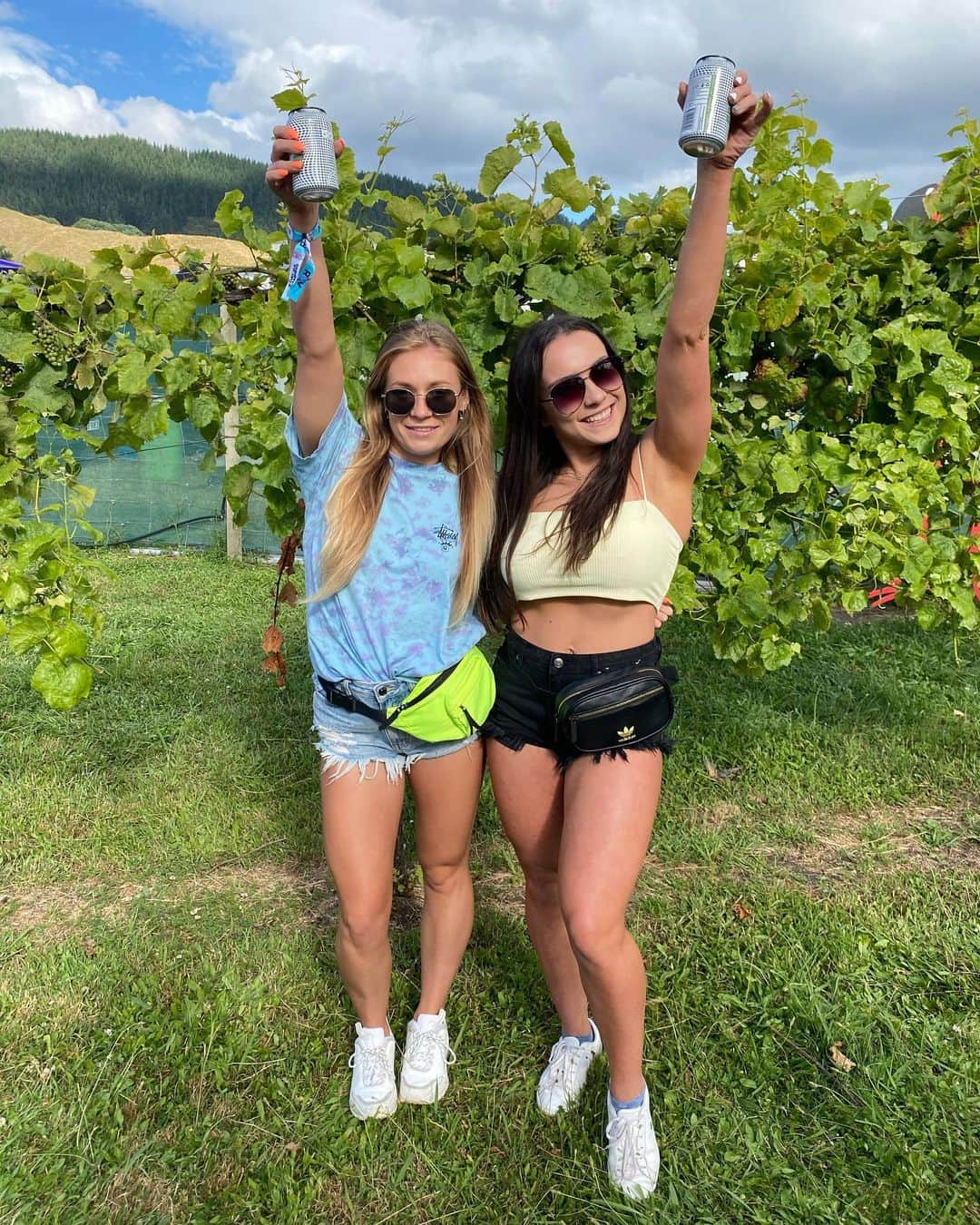 Estella Matthewsonのインスタグラム：「The girls are back」