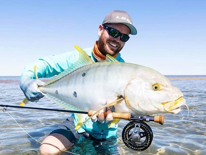 Costa Sunglassesのインスタグラム：「@aussieflyfisher exhibiting an Exmouth trophy. #SeeWhatsOutThere #BornOnTheWater」