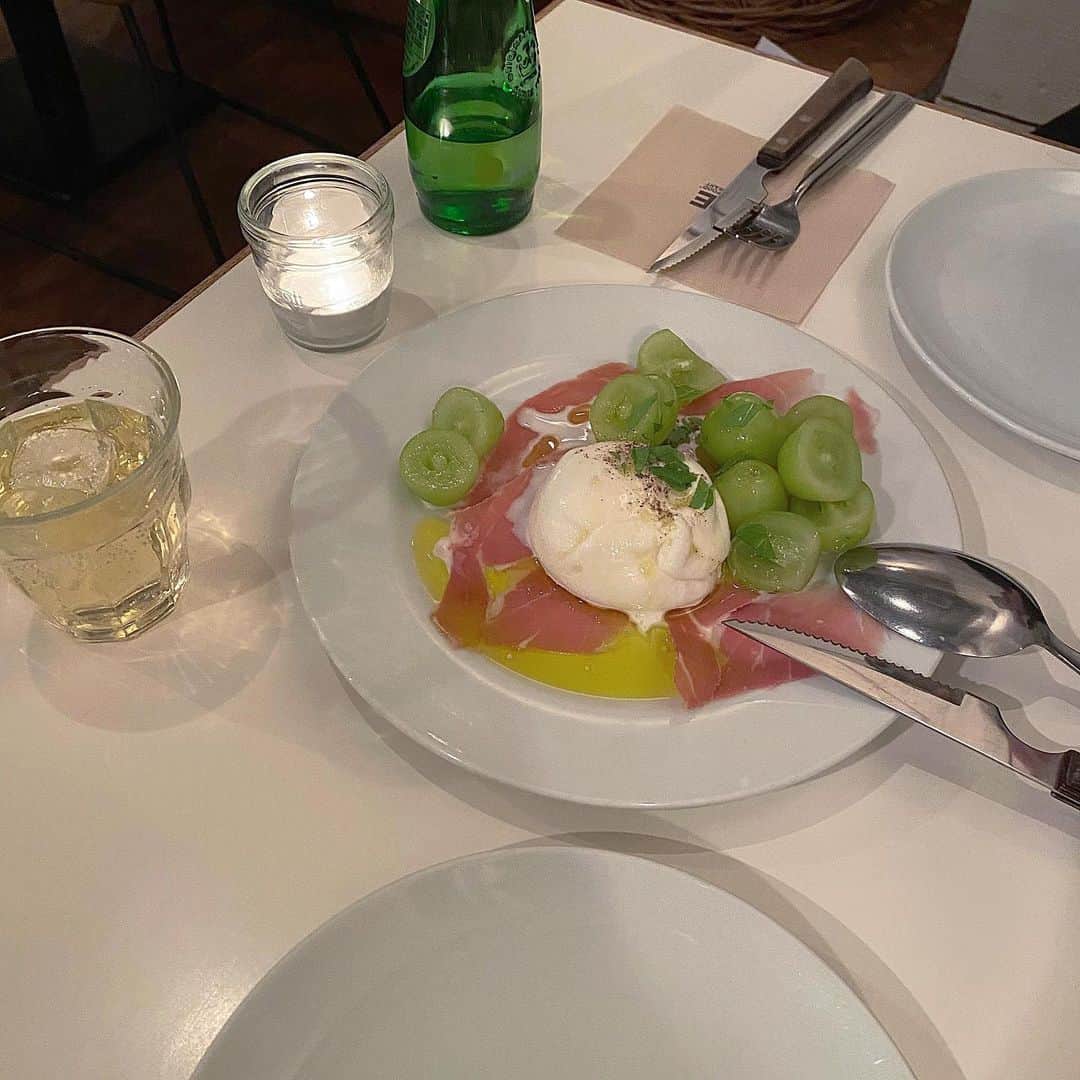 山内遥のグルメインスタ