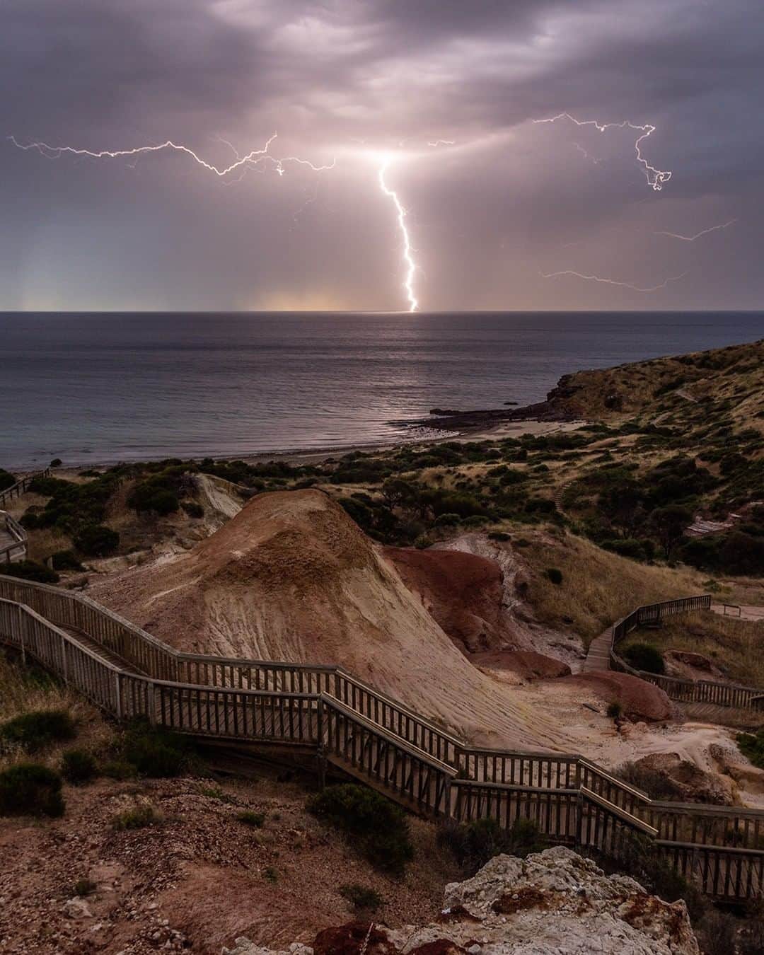 Nikon Australiaさんのインスタグラム写真 - (Nikon AustraliaInstagram)「"I'm on my way home from a long day at the office, thunder starts to light up the sky. I make a left turn that takes me to my local beach, there's no way I'm going home now. I set up my camera to shoot lightning for the first time, tripod and shutter release are essential for longer shutter speeds. Adrenaline flows as lightning strikes all around me, I try not to slip on the unstable cliffs.   Compositionally, I hunted around for the best foreground, that was my priority as always. The take home message is seize every photo opportunity that presents itself, and always have your camera handy. You never know when you might just need it." - @emansmithphotography   Camera: D7200 Lens: AF-S DX Zoom-Nikkor 18-70mm f/3.5-4.5G ED-IF Settings: f/5.6  30s  ISO 100  #Nikon #MyNikonLife #NikonAustralia #NikonD7200 #StormPhotography #StormChasers」12月30日 9時00分 - nikonaustralia
