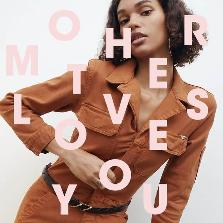 motherdenimのインスタグラム：「We are family.   Inspired by the ways that wild animals coexist and come together, our Spring collection features zebra and cheetah prints in dark hues and vegan leather in a rich brown.🦓✴️  The collection also leans into the ’70s with wide-leg jeans, flares and puffer jackets in burnt orange, turquoise and earth tones. Stay wild 🤎」