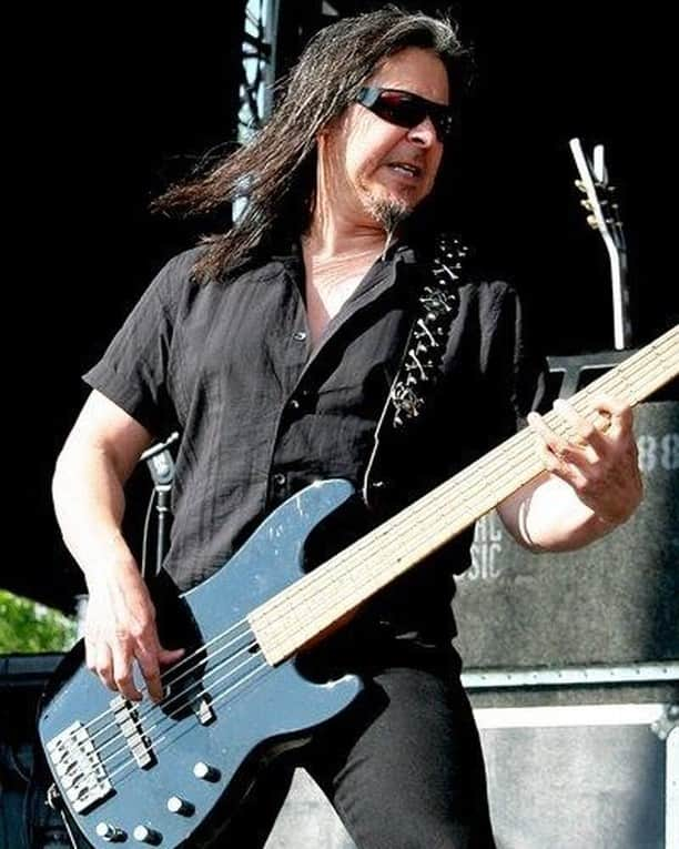 Queensrycheさんのインスタグラム写真 - (QueensrycheInstagram)「#waybackwednesday - Eddie at 93X Fest at the Midway Stadium in St. Paul MN 2011 (photo credit Michael B. Lindgren) #queensryche #93xfest2011 #eddiejackson #edbass #onetake #badassbassist #bamf #beast #mikelullbass」1月14日 5時40分 - queensrycheofficial