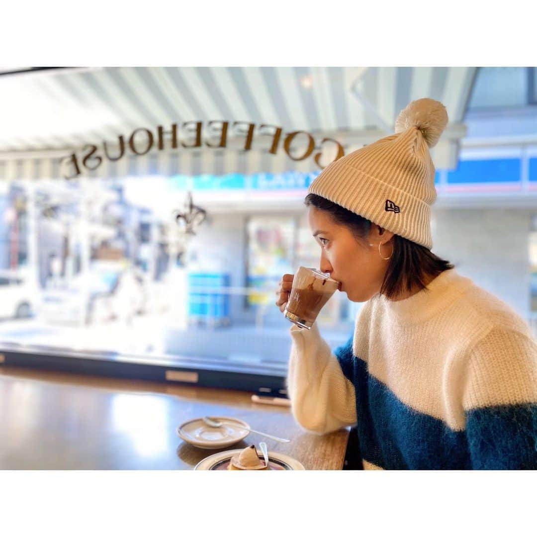 VANRIさんのインスタグラム写真 - (VANRIInstagram)「* My place + My lovely girl = Perfect time #本日のオーダーは #mochaccino #モカッチーノ #premiumpudding #プレミアムプリン #朝トレーニングした意味 #しっかり動いて #しっかり食べる #プラマイゼロ ← #coffeehousenishiya #mycoffeemystyle_chn」1月13日 21時08分 - vanri0121