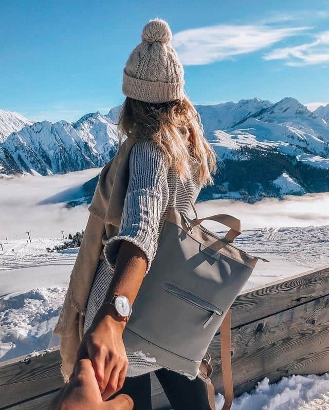 Kapten & Sonさんのインスタグラム写真 - (Kapten & SonInstagram)「'Taking a walk in wonderland!' ✨ @hi_im_alice enjoying natures beauty wearing our Umea "Sand Grey" to her winter outfit! ❄️ #bekapten #kaptenandson⁠ .⁠ .⁠ .⁠ #backpack #sale #wintersale #winteroutfit #outfitinspo #snow #snowwhite #ootd #fashionlover #fashion #style #outfit #inspo」1月13日 21時01分 - kaptenandson