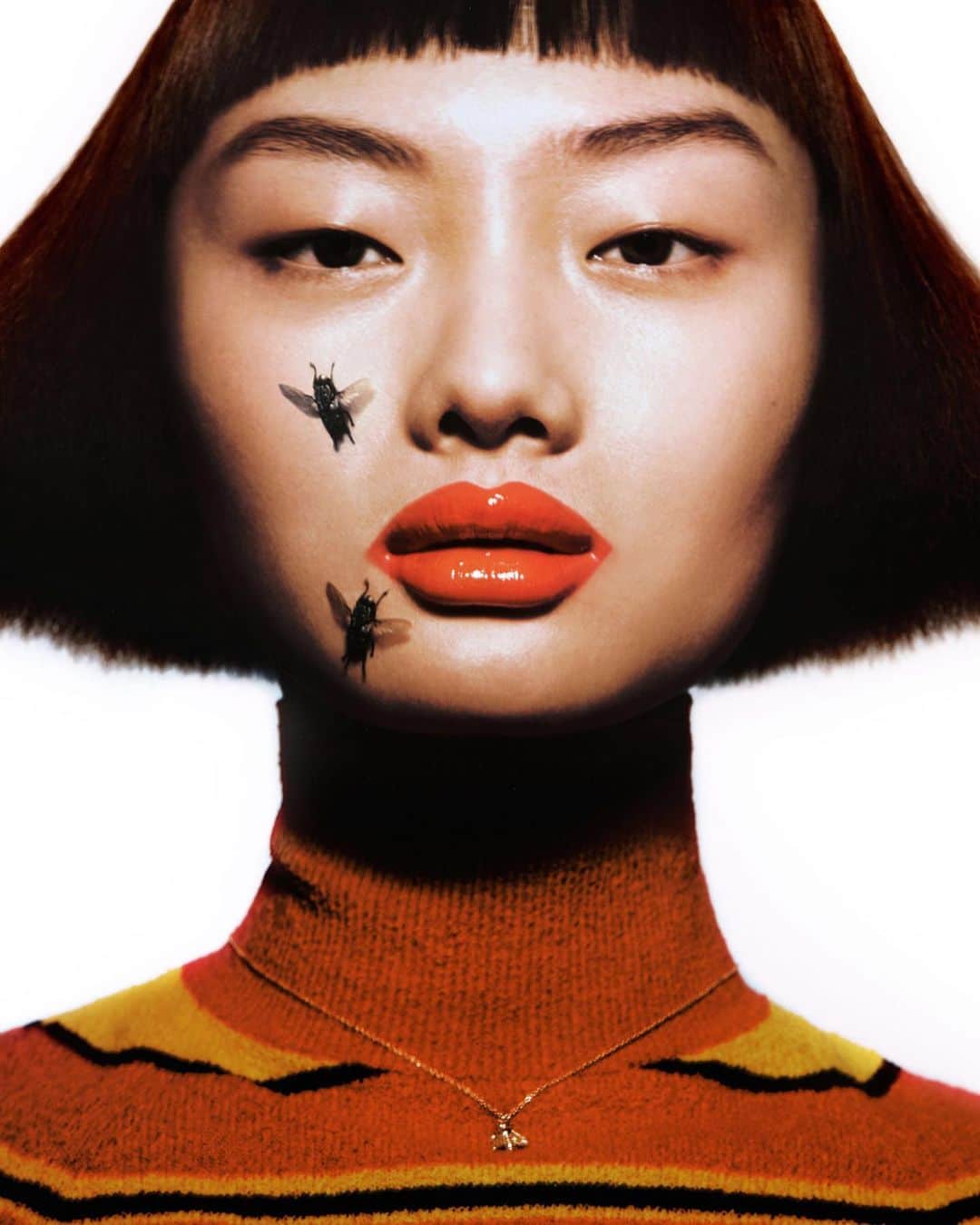 Vogue Italiaさんのインスタグラム写真 - (Vogue ItaliaInstagram)「“Ovipositor” is the beauty editorial featured in the Animal Issue of Vogue Italia, photographed by @CarlijnJacobs and styled by  @Imruh. See more pictures via link in bio. Full Credits: Model @xingxingmao1 @metropolitanmodelsgroup Editor-in-Chief @EFarneti  Creative Director @FerdinandoVerderi Casting Directors @pg_dmcasting @samuel_ellis  Makeup @PeterPhilipsmakeup @artandcommerce using @diormakeup  Hair @OlivierSchawalder @bryantartists  Manicure @cam.t.artist @artistparisnewyork Set design @Louis.Benzoni @maworldgroup  On set #ChristineBrownfield  #theanimalissue #VogueValues2021」1月13日 21時04分 - vogueitalia