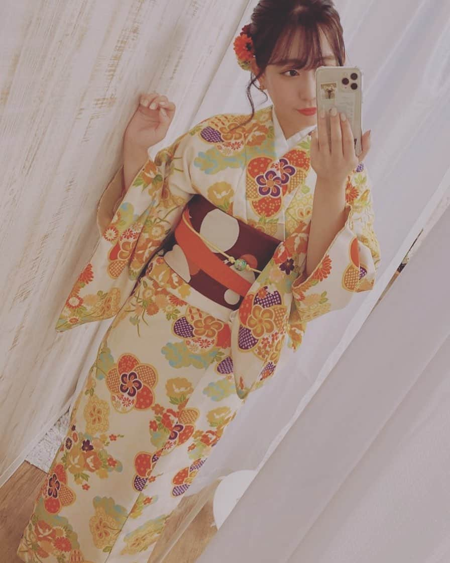 千葉えりかのインスタグラム：「全身というリクエストが来ていたものの 全身があんまりなかった🤦‍♀️  #着物#着物レンタル#着物モデル#着物女子 #kimono#kimonostyle#kimonofashion#kimonogirl#japan#japanese#japanesegirlmodel#japanesegirl#japan_of_insta#asiangirl」