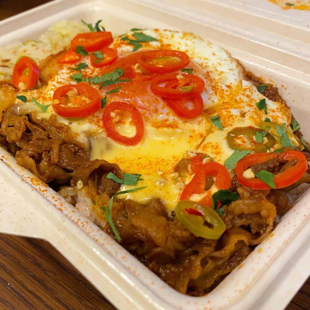 東京肉レポートのグルメインスタ