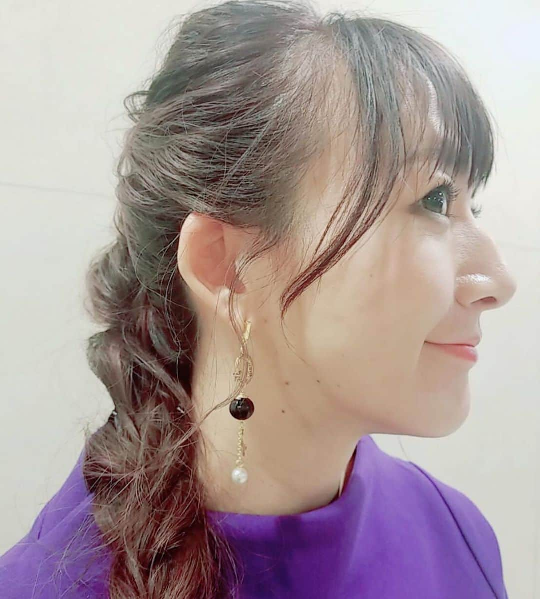 大島由香里さんのインスタグラム写真 - (大島由香里Instagram)「本日の衣装はこちら！💜 #バラいろダンディ #大島由香里」1月13日 22時30分 - yukari__oshima