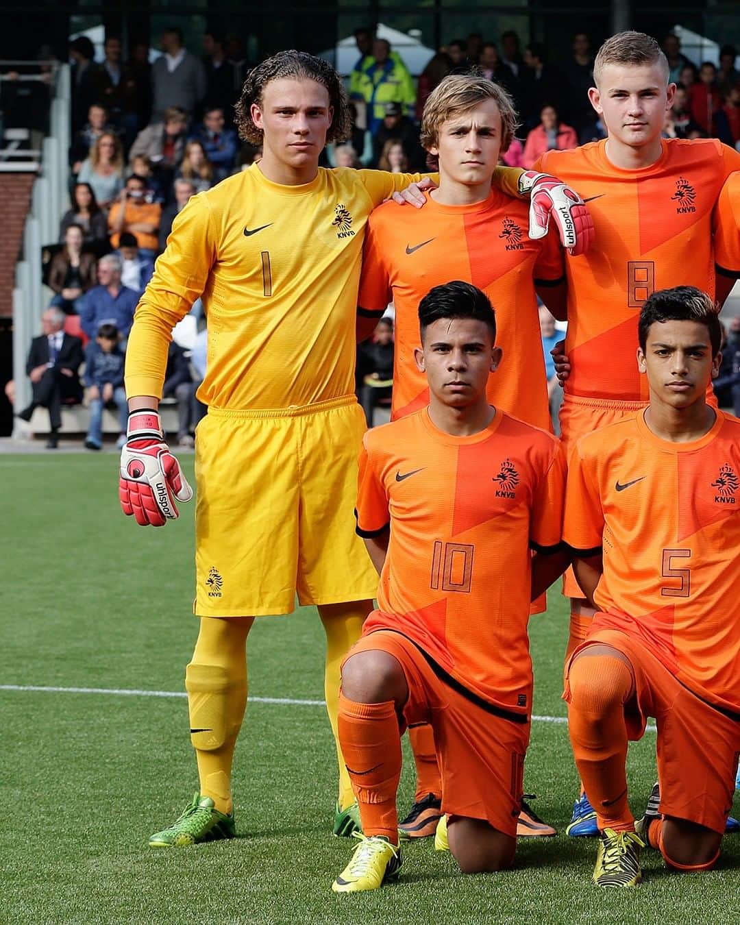サッカー オランダ代表チームさんのインスタグラム写真 - (サッカー オランダ代表チームInstagram)「🔙 Oranje O15 in 2014 🔥」1月13日 22時44分 - onsoranje