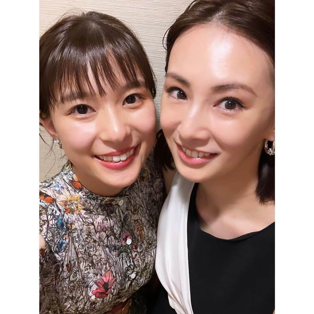 北川景子　ファンアカウントのインスタグラム：「#北川景子 #芳根京子 #ファーストラヴ」