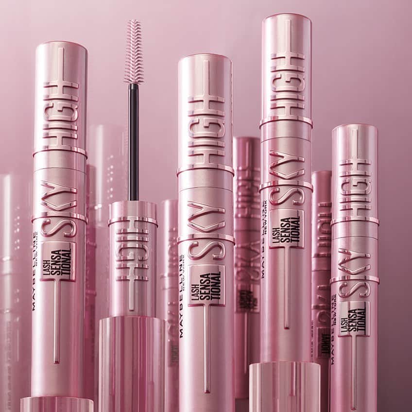 Maybelline New Yorkさんのインスタグラム写真 - (Maybelline New YorkInstagram)「Tag a friend that needs to try our new #skyhighmascara! This flexible brush tip grabs each lash from root to tip to give volume AND length to your lashes.💗」1月13日 23時16分 - maybelline