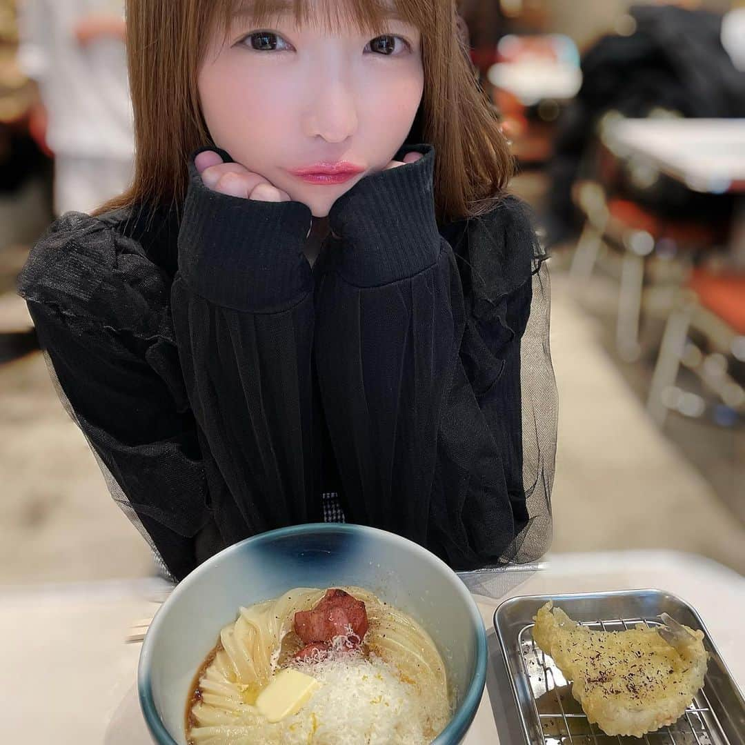 もえのあずきさんのインスタグラム写真 - (もえのあずきInstagram)「カルボナーラうどん💓🥰  #おうどん#うどん#うどん部#さぬきうどん #udon#大食い#カルボナーラうどん #ぶっかけうどん」1月13日 23時53分 - moeazukitty