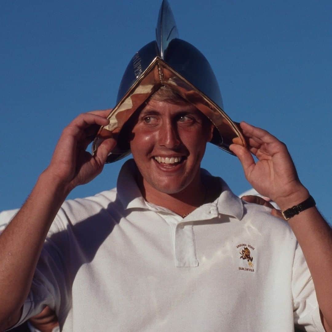 PGA TOURさんのインスタグラム写真 - (PGA TOURInstagram)「A throwback to 20-year-old @philmickelson.  30 years ago today, he won his first event on TOUR.」1月13日 23時55分 - pgatour