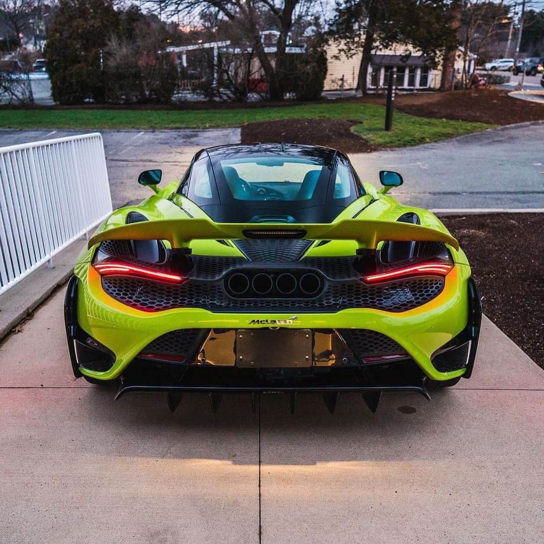 CarsWithoutLimitsさんのインスタグラム写真 - (CarsWithoutLimitsInstagram)「McLaren 765LT Photos @mclaren.boston  #CarsWithoutLimits」1月14日 0時28分 - carswithoutlimits
