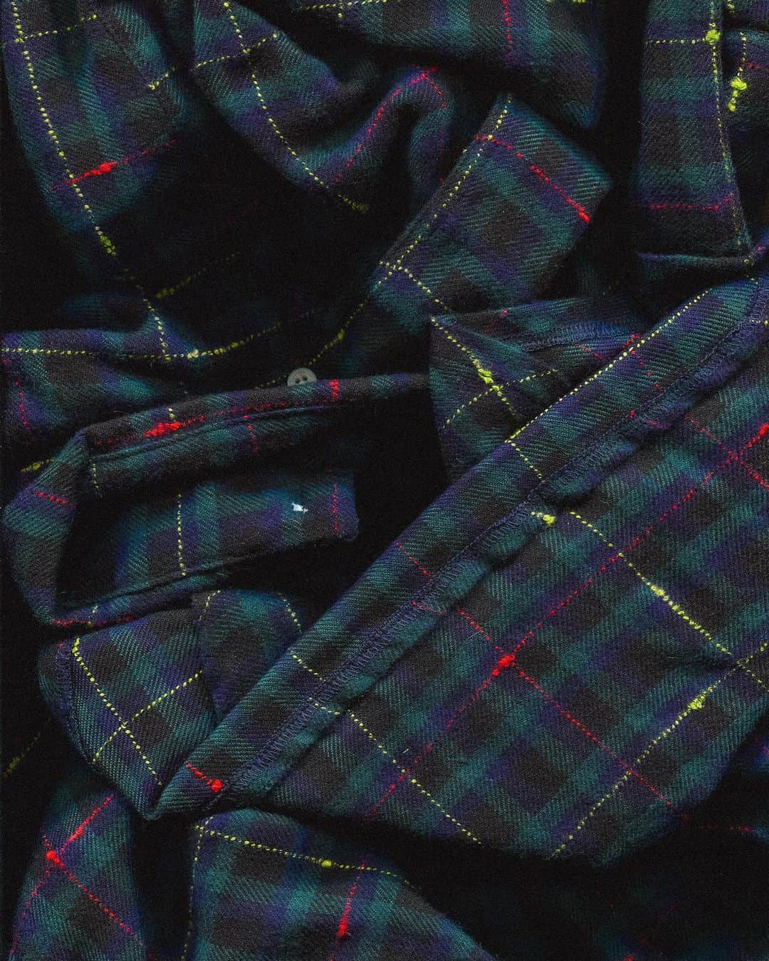 ギットマンブラザーズさんのインスタグラム写真 - (ギットマンブラザーズInstagram)「Fabric details on our Green Archive Fluro Slub Check. Only a few sizes left for this one! #MadeInUSA」1月14日 0時51分 - gitmanvintage