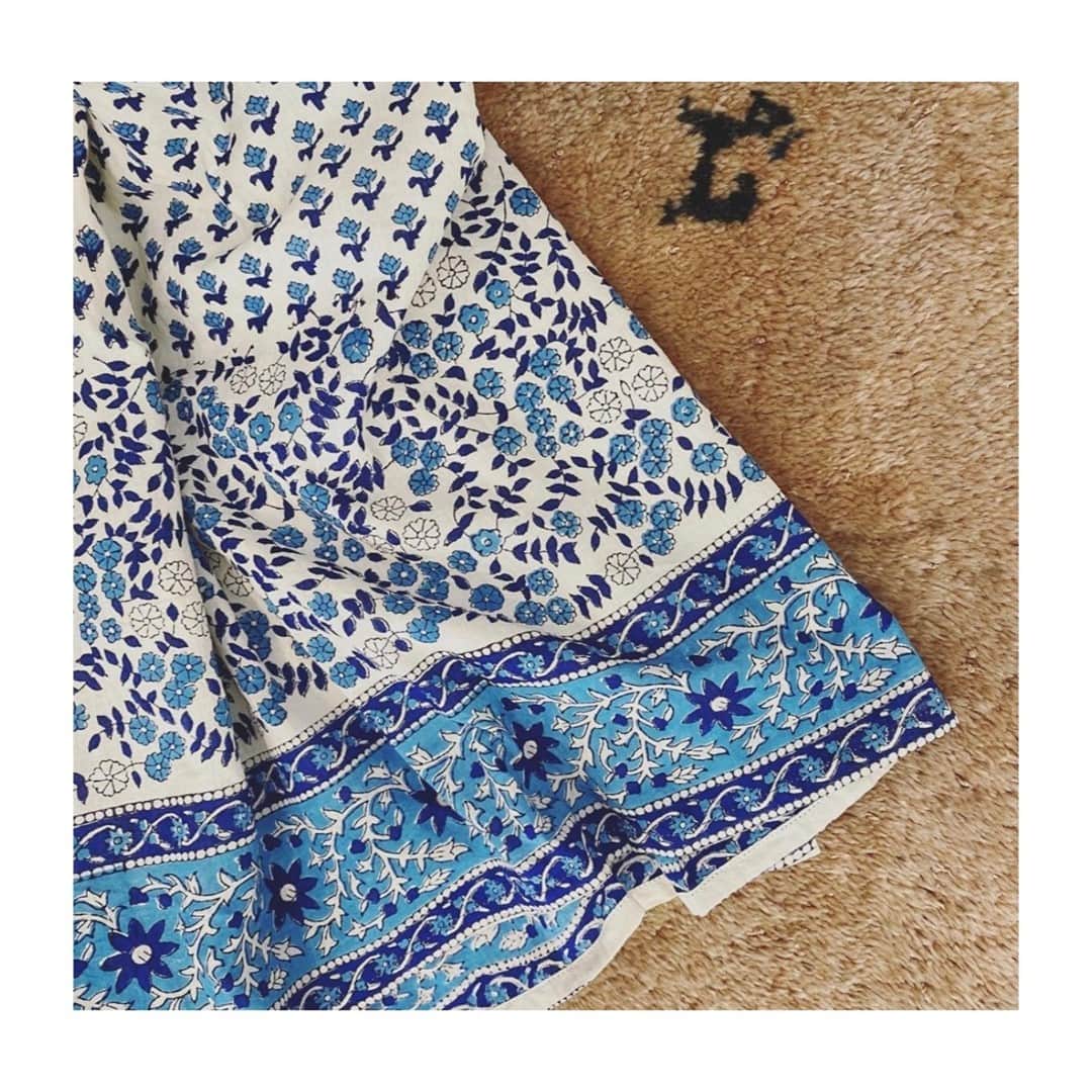 マッタのインスタグラム：「Detail of our Aisha Harini Dress, one of our favorite silhouettes. ⁠ Image from @shopkindredspirits  Shop our Sag Harbor location by appointment + online for more. ⁠ >> link in bio for more <<」