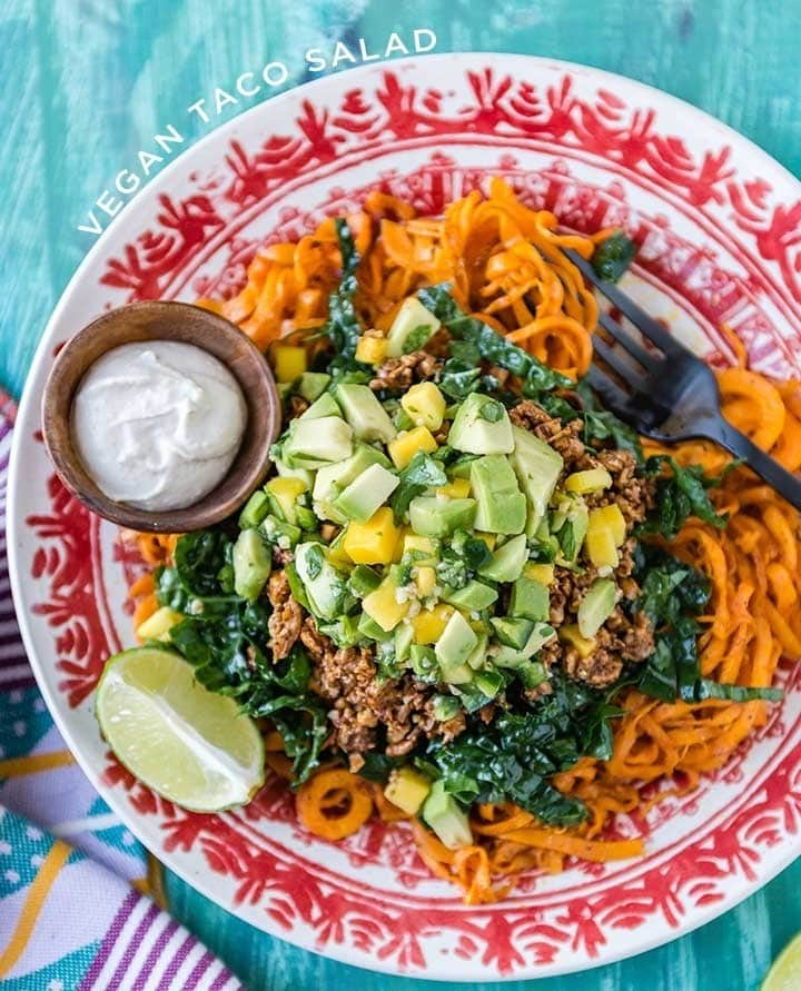 Simple Green Smoothiesさんのインスタグラム写真 - (Simple Green SmoothiesInstagram)「This is NOT your AVERAGE taco salad! 🌮 We've taken your average romaine lettuce 🥬in a fried shell, and upped the ante with one of our favorite superfoods - SWEET POTATO, avocado 🥑pico de gallo, seasoned walnuts, and cashew cream. ⁠ ⁠ FYI / Sweet potatoes are a great source of vitamin A and beta-carotene, they contain over 600% of your daily value in just 1 cup! Since vitamin A is fat-soluble, we've included avocado + nuts in this recipe to make sure you're getting all the nutrients!⁠ ⁠ Click @simplegreensmoothies for the full recipe.⁠ https://simplegreensmoothies.com/recipes/vegan-taco-salad⁠ ⁠ P.S. This recipe is part of our upcoming live community cleanse starting on January 25th. Seriously, this is what plant-powered cleansing looks like!⁠ ⁠ Learn more about our Thrive Winter 7-Day Reset here: simplegreensmoothies.com/7-day-cleanse」1月14日 1時02分 - simplegreensmoothies