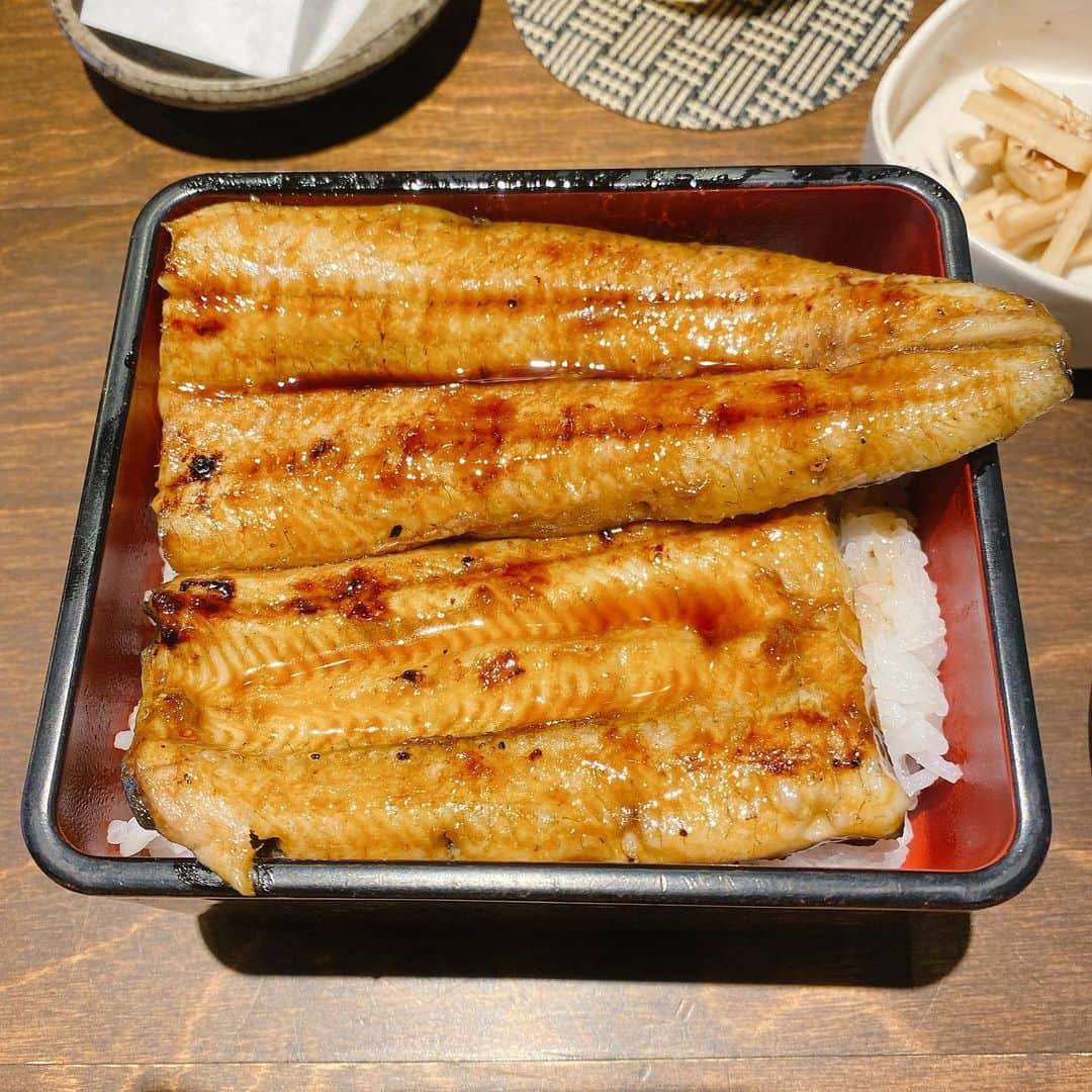 金巻ともこのグルメインスタ