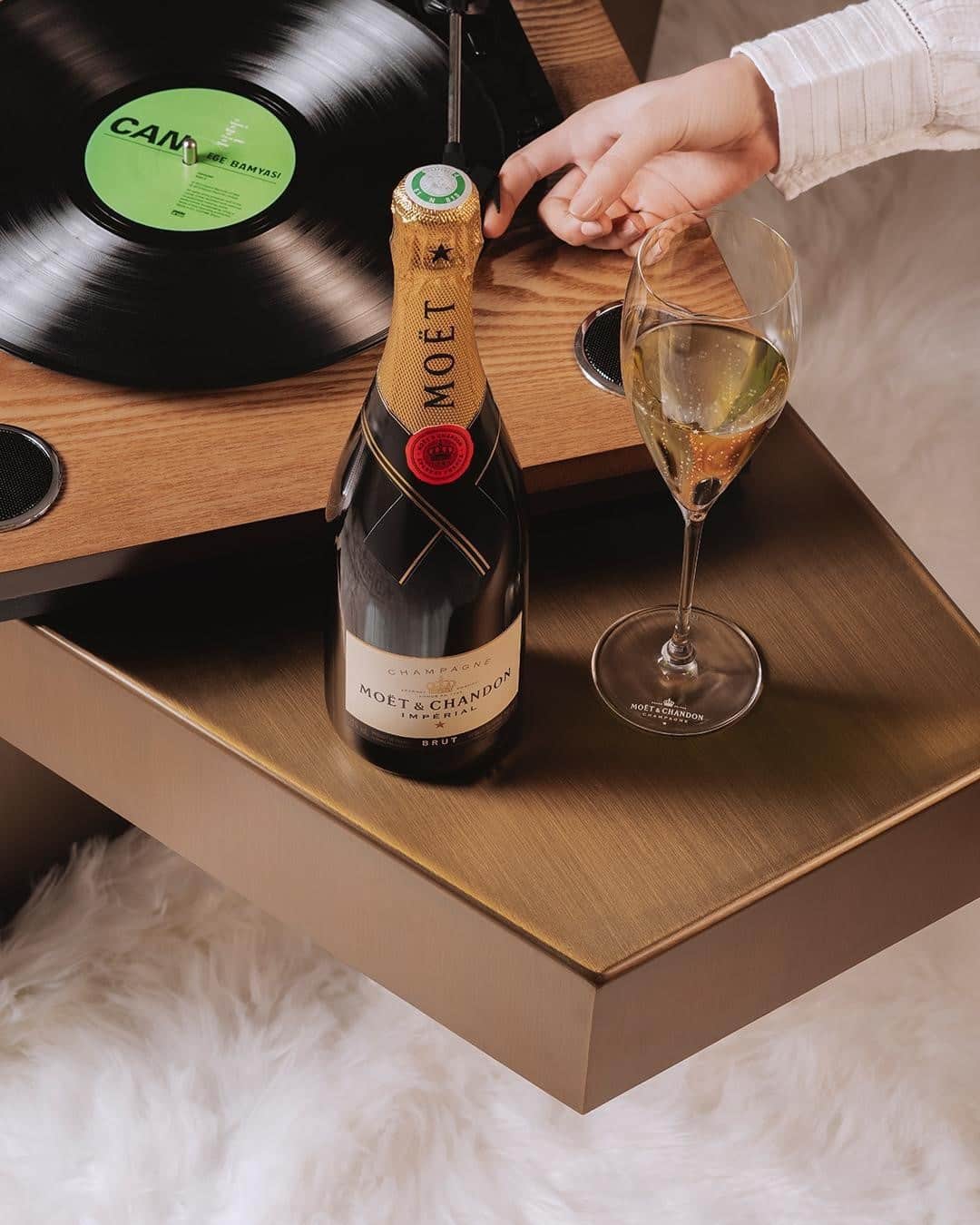 Moët & Chandon Officialさんのインスタグラム写真 - (Moët & Chandon OfficialInstagram)「PUT YOUR RECORDS ON Like music, flavor can evoke memories and bring back the emotions of past moments. Make Moët Impérial part of your best nights and let every future sip revive these memorable times, wherever you are.   #MoetChandon #MoetImperial #AtHomeWithMoet  This material is not intended to be viewed by persons under the legal alcohol drinking age or in countries with restrictions on advertising on alcoholic beverages. ENJOY MOET RESPONSIBLY」1月14日 2時00分 - moetchandon