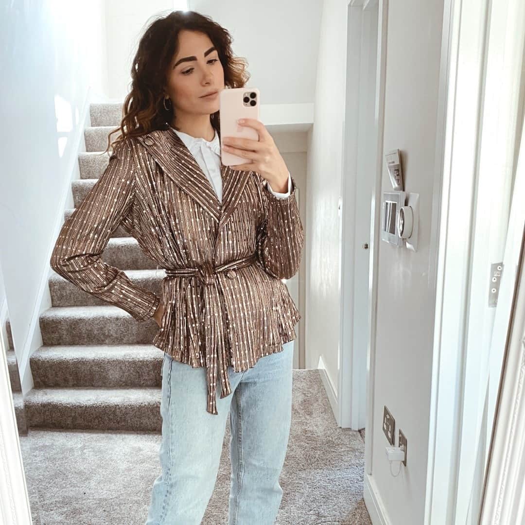 のインスタグラム：「New Lines Added to Sale! We're adding some sparkle into your week with new lines added to our Winter Sale, head over to our website to shop now🎉 @_francesca_greco_  #fallinlovewithtp #fashion #ootd #wintersale #instastyle #beauty #treatyourself #photography #fashionstyle #fashioninspo #fashiondesigner #fashionbloggeruk #styleinspo #styleblogger #styleoftheday」