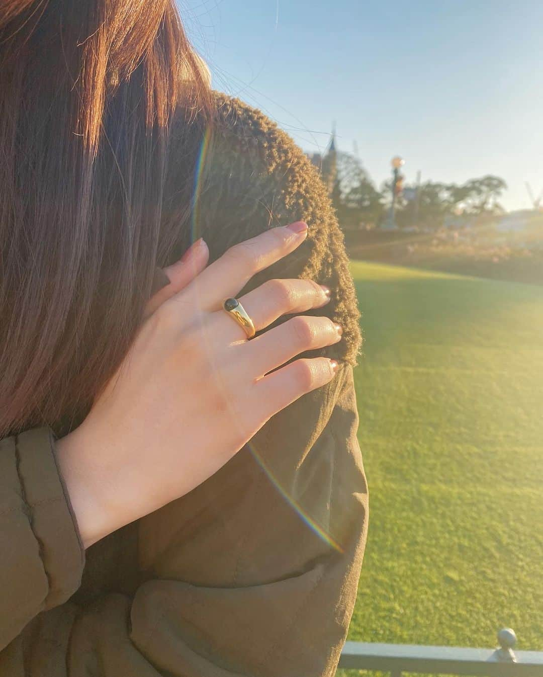 岡山友里愛さんのインスタグラム写真 - (岡山友里愛Instagram)「♡﻿ ﻿ ﻿ アクセサリーは﻿ 何個でも集めちゃうね♡ ﻿ かわいいぽてっとしたリング💍  いろんな服装に合うから最近毎日つけてる☺︎  ﻿ ﻿」12月30日 21時18分 - ___yuria____