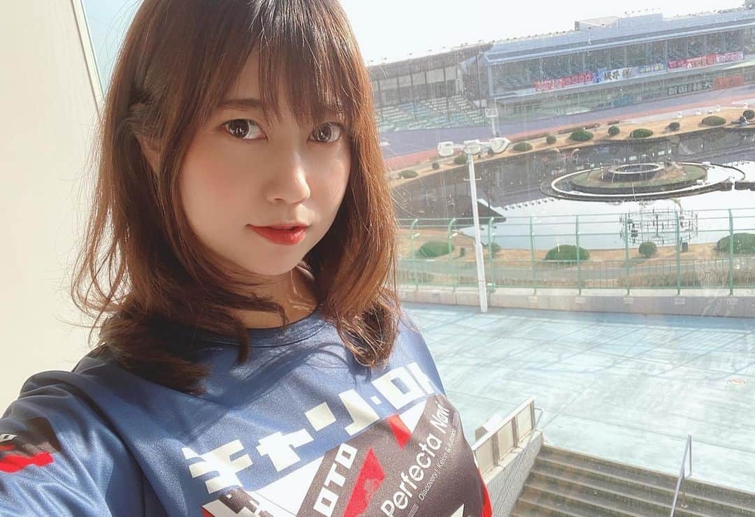 水口美香さんのインスタグラム写真 - (水口美香Instagram)「平塚競輪場で行われたKEIRINグランプリ2020の2日目、ヤンググランプリシリーズにてチャリチャンに出演してきました🚴‍♀️麻雀プロ6人集まってワイワイ予想させていただきました🥰  今日のグランプリファイナルは家で見てましたが、選手たちのグランプリにかける思いはすごいんだろうなぁと思ったらレース中に泣いた😭  和田健太郎選手おめでとうございます！  #チャリロト　#チャリチャン　#競輪　#KEIRINグランプリ　#グランプリ　#平塚競輪場　#麻雀　#麻雀プロ」12月30日 19時53分 - mika.mizuguchi