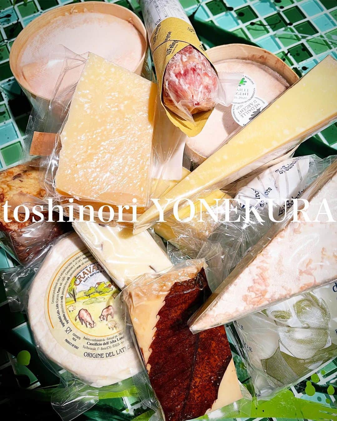 米倉利紀さんのインスタグラム写真 - (米倉利紀Instagram)「cheese, cheese and cheese for 2021😜💪」12月30日 20時26分 - toshi_yonekura