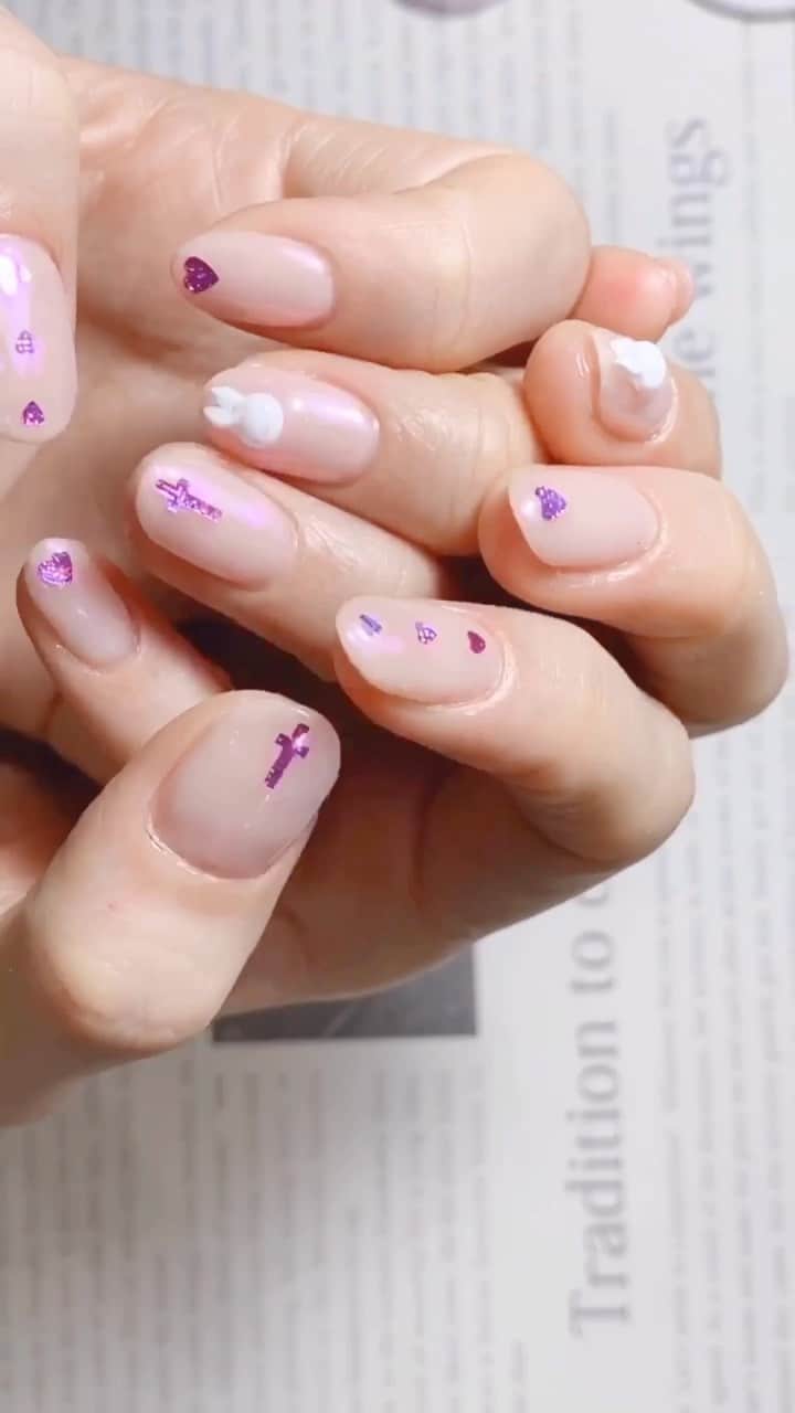 なかやまちえこのインスタグラム：「完成です✨complete！⠀ ⠀  PREGEL・Betty gel・きまぐれキャット・PREANFA・PREXY商品は、ネイリストの方は↓ ⠀ プリモール @nail_premall ⠀ http://gelnailshop.com/ ⠀ ⠀ キャンディポケット @candypocket_official ⠀ http://www.beautysupport.jp/sm/script_main/shoptop.php ⠀ ⠀ セルフの方は↓ ⠀ ジョイアート @joyartofficial ⠀ http://joyart.biz/ ⠀ ⠀ にて購入頂けます☺️⠀⠀  @pregelofficial @bettygel_official @kimagure_cat_whim @prexyofficial  #nail #nails #nailart #ネイル #美甲 #ネイルアート  #japanesenailart #manucure #japanesenails #manicurist #gelnails #أظافر #네일아트 #미용 #vẽmóng #ngườiđẹp  #เพ้นท์เล็บ #искусствоногтя #artedeuñas #เพ้นท์เล็บเจล #ジェルネイルデザイン #ネイルデザイン #senikuku #nagelkunst #ネイルケア #cuticlecare」