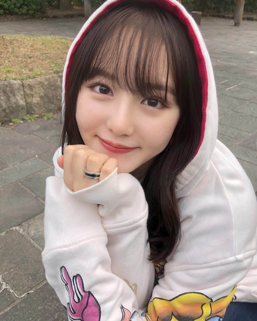 伊藤小春のインスタグラム：「・﻿ 鬼滅の波に乗れなかったことを後悔しながら 桜蘭高校ホスト部を読んでいる2020年末🚀💫﻿ ﻿」