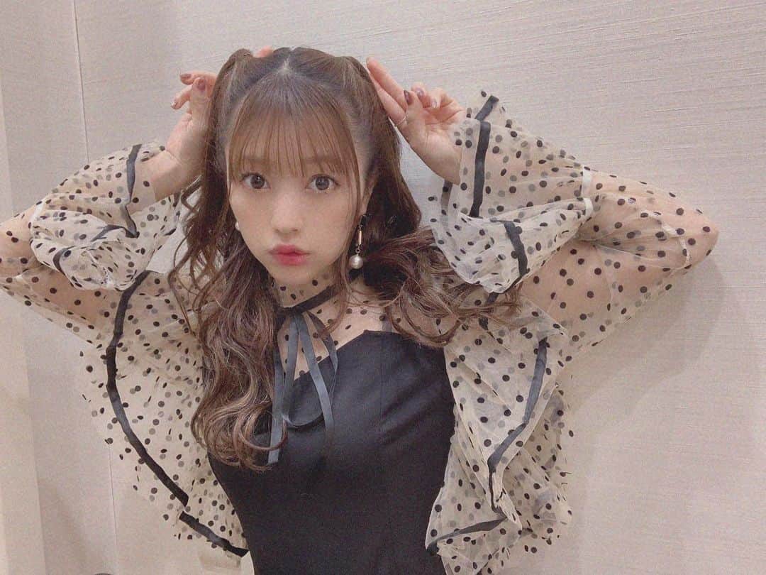 高木悠未のインスタグラム：「昨日ハーフツインとかしちゃった  朝福岡に帰ってきたよ✈︎ 年末年始みんな何すると🎍」