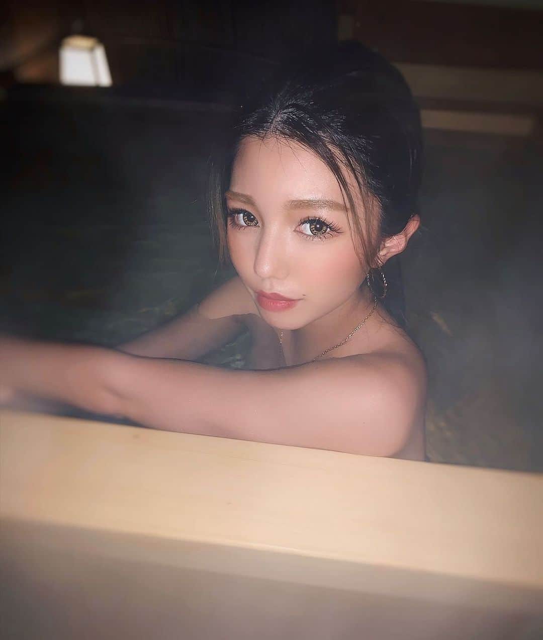 きこのインスタグラム：「温泉だいすき芸人♨️ . . #温泉#露天風呂#伊豆旅行」