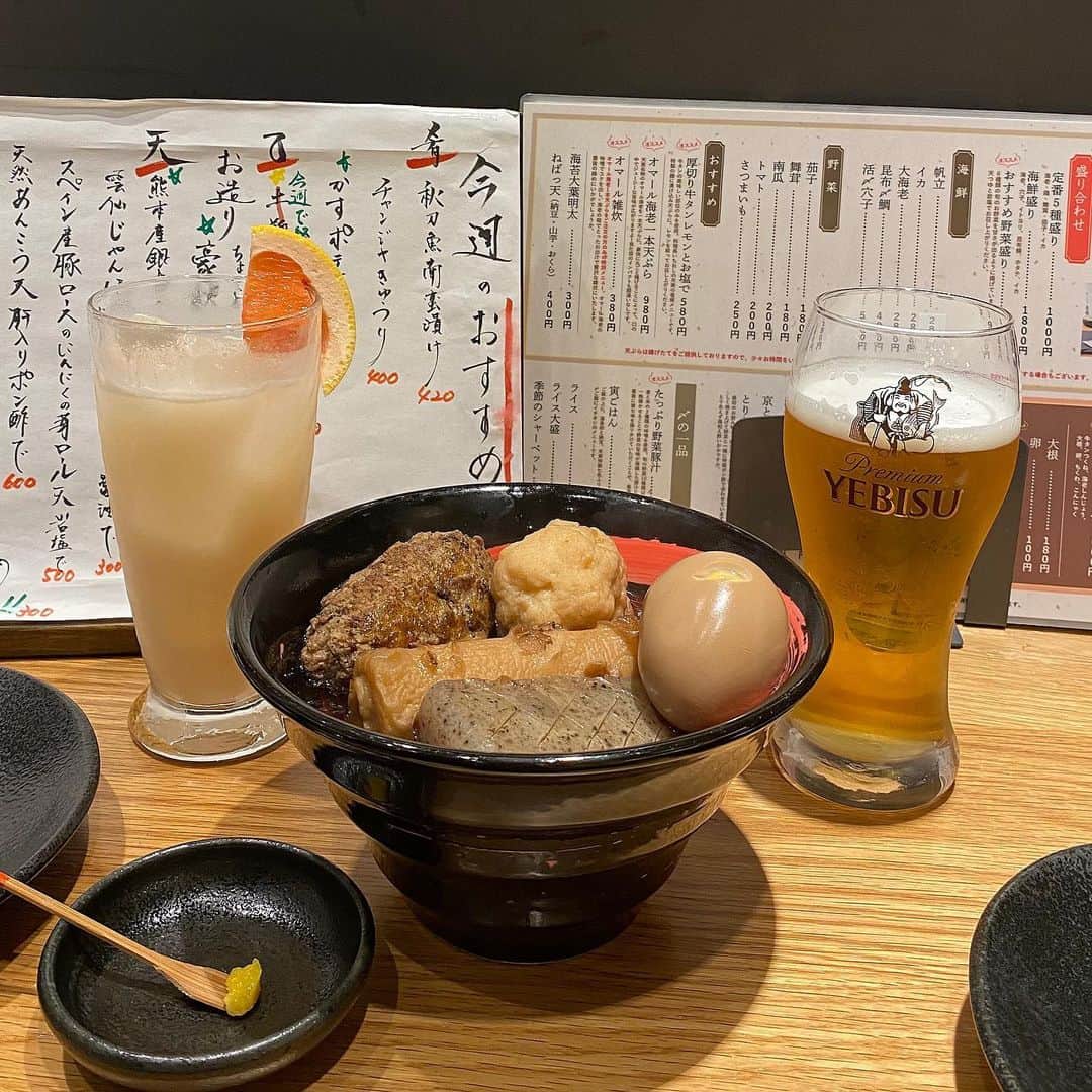 関西LIFE－homelife－のインスタグラム：「【京都府・烏丸御池】 カウンター形式でサクッと【天ぷら 天寅】 . 新風館にオープンした天ぷら屋さん♪ オシャレな店内でカジュアルに天ぷらを楽しめます☆ 更に、天ぷら以外の単品メニューもあり、私はおでんをいただきました(^^) 海老出汁が効いてて美味しかったです(*'▽')  . . @homelife_local では #homelife_京都 では京都のいいところを紹介していきます。みなさんの大好きな京都を教えてください。 . . #天ぷら 天寅 #烏丸御池 #天ぷら #てんぷら #おでん #天寅 #新風館 #カウンター #天ぷら屋さん #海老出汁 #出汁 #ちくわ #グルメ #京都 #幸せ #京都グルメ #烏丸御池グルメ #京都女子会 #京都 #京都旅行 #京都観光 #そうだ京都行こう #観光 #旅行 #京都 #kyoto #japan #japantrip #japantrip2020」
