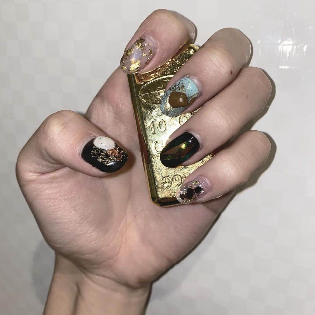 黒峰麗さんのインスタグラム写真 - (黒峰麗Instagram)「New 💅  #nail」12月30日 14時00分 - xxvxx_ze
