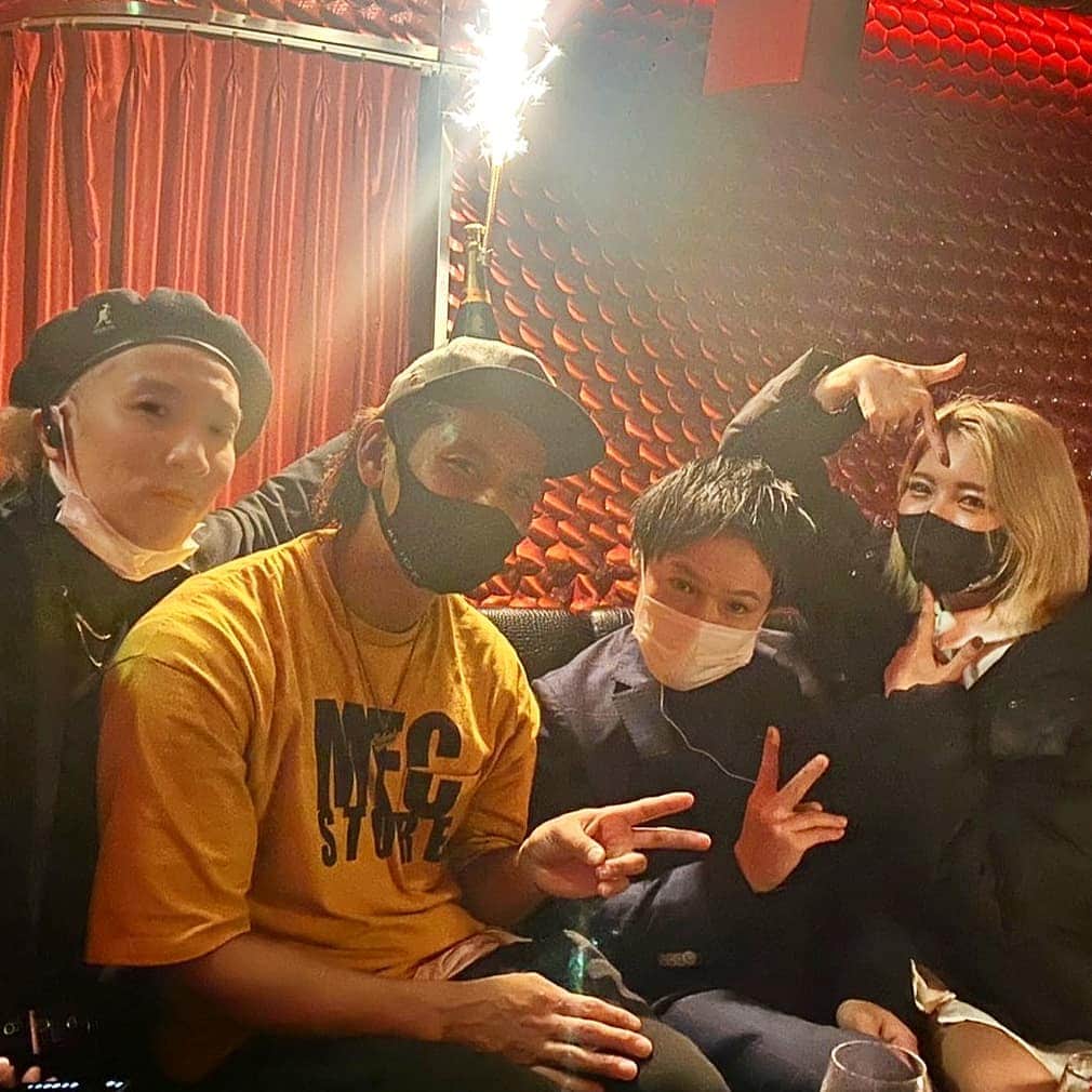 五十嵐恭雄さんのインスタグラム写真 - (五十嵐恭雄Instagram)「久々に #名古屋 #orcanagoya でDJでした！✍️楽しい時間はあっという間でございました！🙇 #いきなりマリッジ のチサトちゃんも偶然に再開！👈  #クラブ #club #dj」12月30日 14時28分 - yasuo_ikarashi_