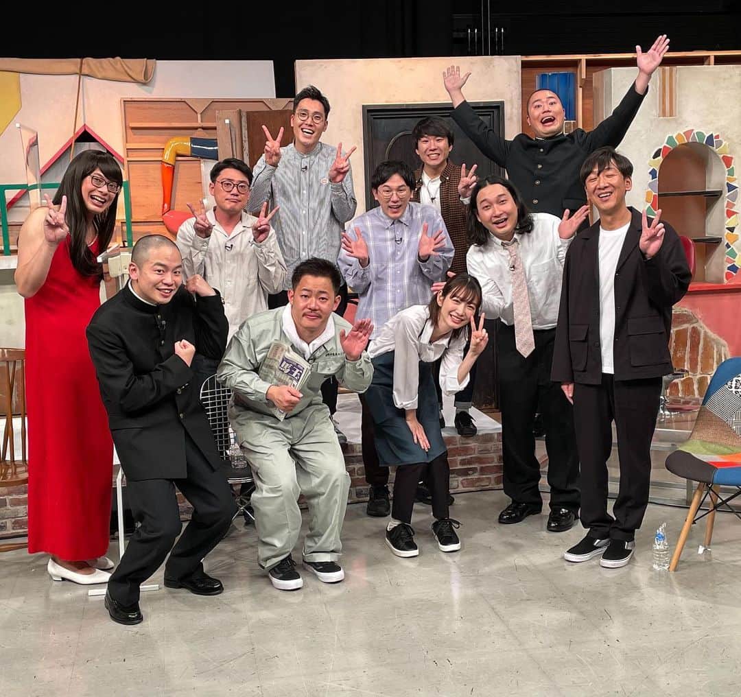宮戸洋行のインスタグラム：「昨日の『東京BABYBOYS9』生放送ご覧いただいた方ありがとうございました！弘中さんとMC、そして生歌コントに参加させていただきました！あんな素敵な環境でコントできてるみんなが本当に羨ましかったです…やっぱりコント最高！」