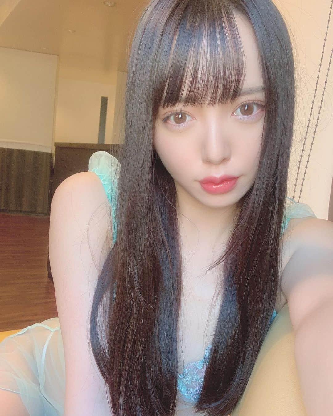 のインスタグラム：「#ランジェリー #ピンサロ嬢  #ピンサロ嬢になりました 🍌(嘘)」