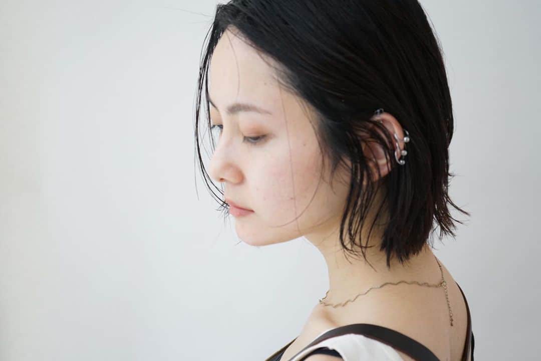 小川琴美のインスタグラム：「自分のためのプラットフォームを整えたような2020でした  大変な昨今ですが、皆さまご自愛ください  良いお年を🎍🇯🇵」