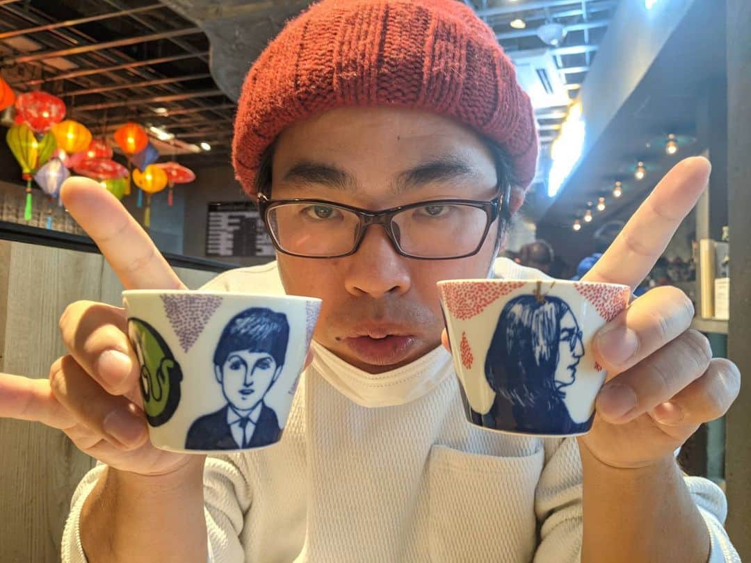 アイク・B・ヌワラのインスタグラム：「ビートルズ中岡」
