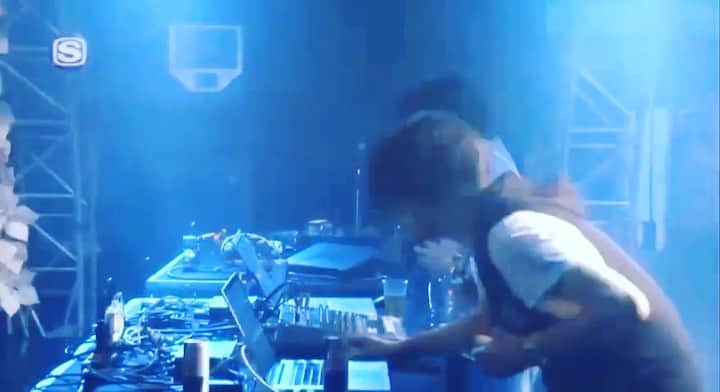 渋谷慶一郎のグルメインスタ