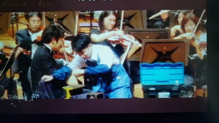藤岡幸夫のインスタグラム：「私が指揮と司会をしております音楽番組「エンター・ザ・ミュージック」(BSテレ東 毎週土曜 朝８時半～)の１月２日の放送はニューイヤースペシャル‼️ ブラームスとワーグナーは犬猿の仲でしたが２人ともシュトラウス２世の音楽を心から愛しました。そして２人の一番好きなワルツが偶然にも同じだったのをご存知ですか？僕も大好きなそのワルツ他をお届けいたします😃」