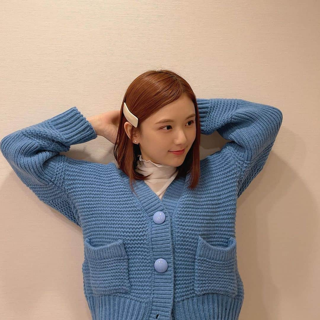 ひよんさんのインスタグラム写真 - (ひよんInstagram)「💇‍♀️💓 ㅤㅤㅤㅤㅤㅤㅤㅤㅤㅤㅤㅤㅤ 最近パッチンつけるの多め☺️✨ 一気に可愛い雰囲気にしてくれる🥺❤️ ㅤㅤㅤㅤㅤㅤㅤㅤㅤㅤㅤㅤㅤ #hairstyle #hair #헤어스타일 #헤어어레인지 #헤어핀 #희영 #ヘアピン #ヘアアレンジ #パッチン #パッチンピン #ひよん」12月30日 17時15分 - cchan_fee4