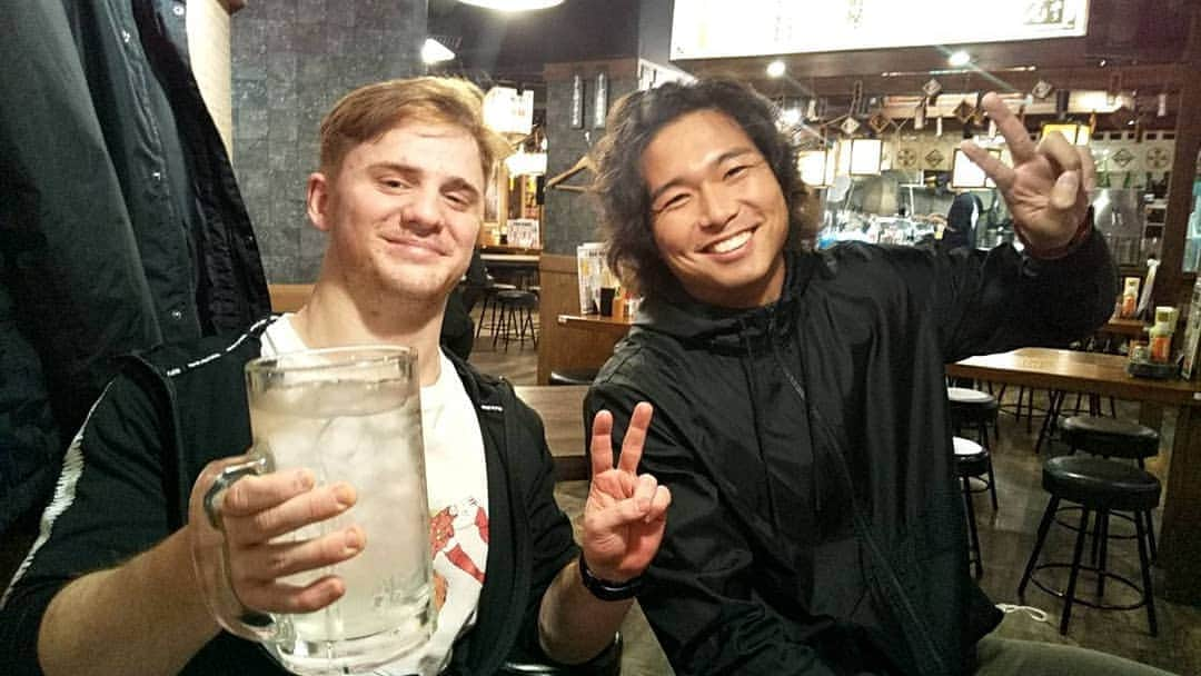 TAJIRIのインスタグラム：「big big sake. #ajpw #jakelee #franchescoakira #tajiri」