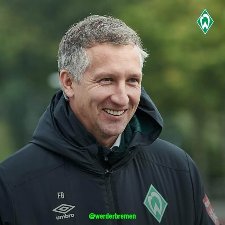 ヴェルダー・ブレーメンさんのインスタグラム写真 - (ヴェルダー・ブレーメンInstagram)「📝 Der Aufsichtsrat des SV #Werder hat sich mit Frank #Baumann auf eine Verlängerung des im Sommer 2021 auslaufenden Vertrages geeinigt. 🤝  _______ Link in Bio! #Werder # Bremen #svw #Baumann #nordphoto」12月30日 18時00分 - werderbremen