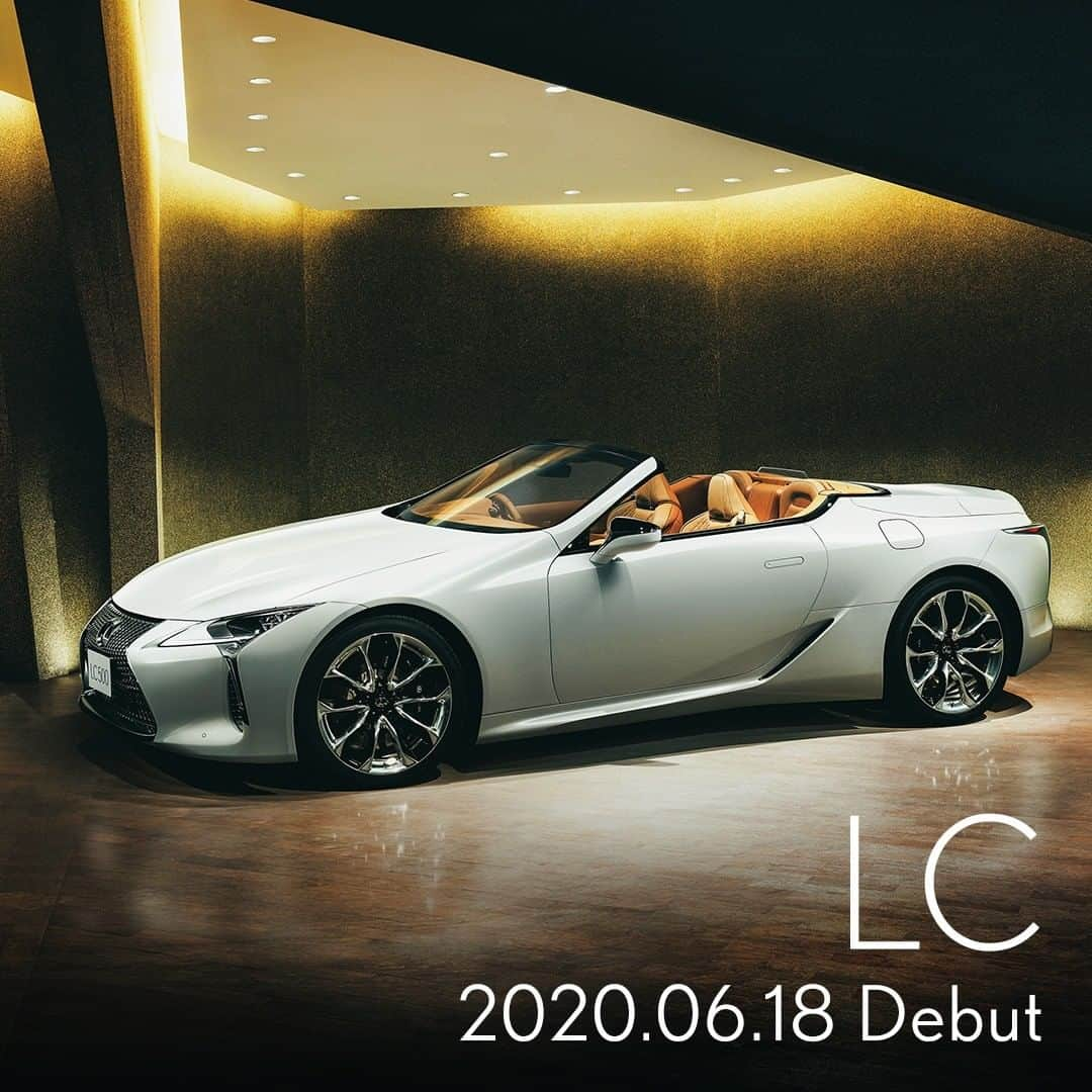 LEXUS / レクサスさんのインスタグラム写真 - (LEXUS / レクサスInstagram)「【Thank You 2020】 2020年は「LC」のコンバーチブルモデル、ブランド初の電気自動車市販モデル「UX300e」を発売。 運転感覚を磨き上げるクルマを目指し、乗り味を鍛え上げた「IS」。 LEXUSのDNAを継承しながら、上質な走りを追求した「LS」は進化を遂げました。  皆様、今年もありがとうございました。 2021年もよろしくお願いいたします。  #レクサス #Lexus #Lexusjapan #Lexusjp #ExperienceAmazing #car #cars #drive #driving #ドライブ #carsofinstagram #carlifestyle #carphotography #LC #LexusLC #IS #LexusIS #LS #LexusLS」12月30日 18時00分 - lexus_jp