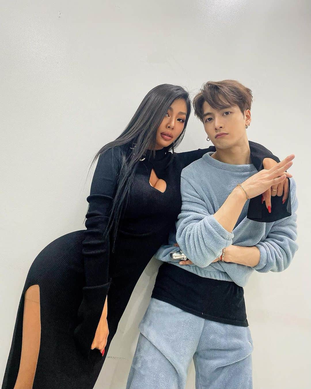 Jessiさんのインスタグラム写真 - (JessiInstagram)「Look who i ran into last night.... Mr. Manner hands! 😩 Thank you all for 20 mill views on our #nununana collab! 🥺 Get well soon jackson ❤️」12月30日 18時12分 - jessicah_o