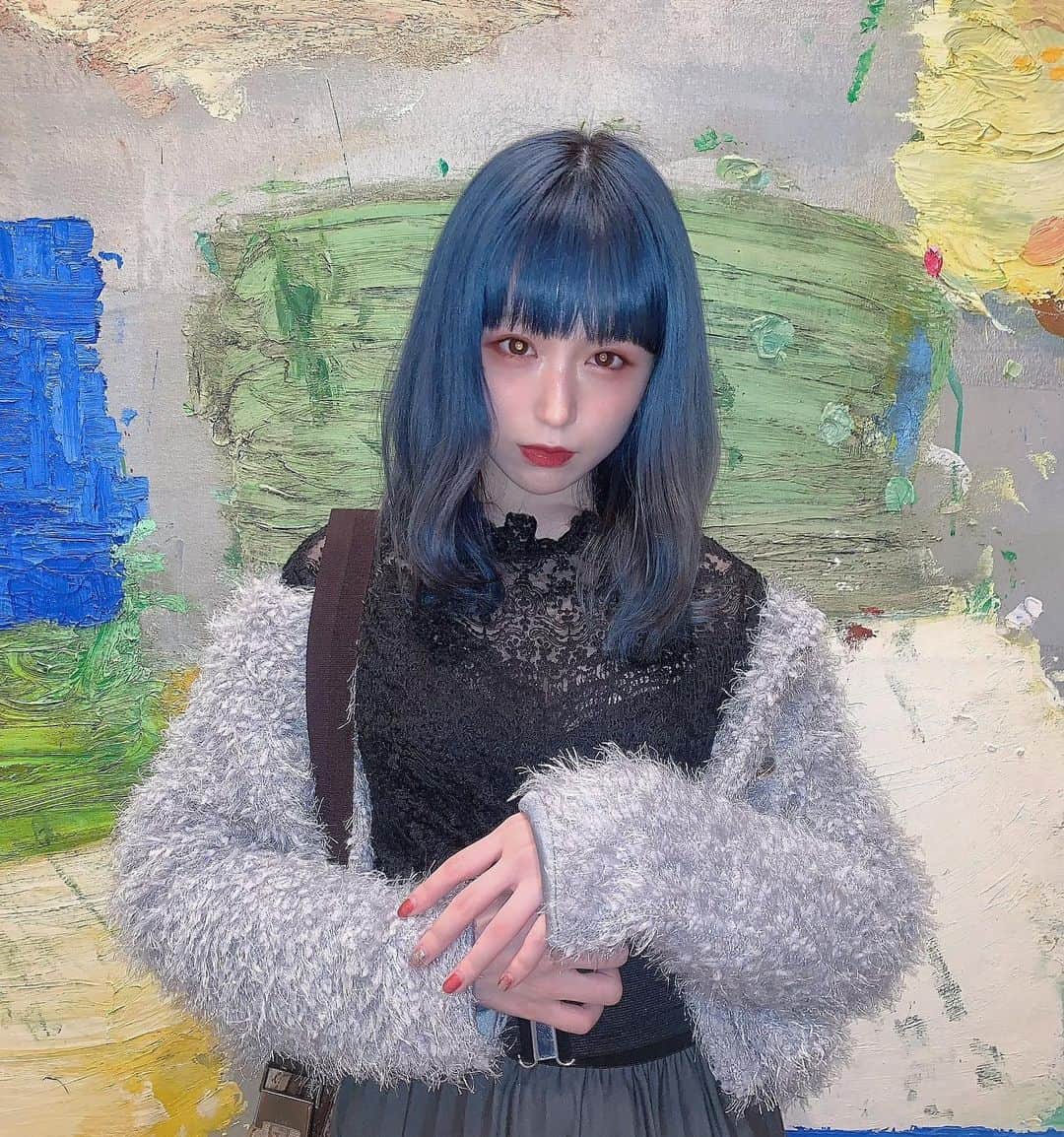 モニ子のインスタグラム：「染めました❄️やっぱり青が好き, ,  , ゆみさんいつもありがとう　@kjymts」