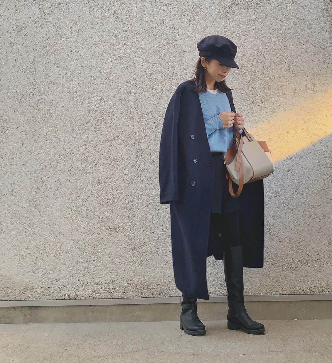 chiiika124さんのインスタグラム写真 - (chiiika124Instagram)「年末年始の買い物へ。 初めて実家に帰らないお正月🎍を迎えます。 だから、お節レシピと睨めっこ中 #結婚して16年目にして初#コロナのばかー  #ロングブーツ#ショーパンコーデ #マリンキャップコーデ #マリンキャップ#ショートパンツ #ロングブーツコーデ  #ロエベハンモック」12月30日 19時05分 - chiika26