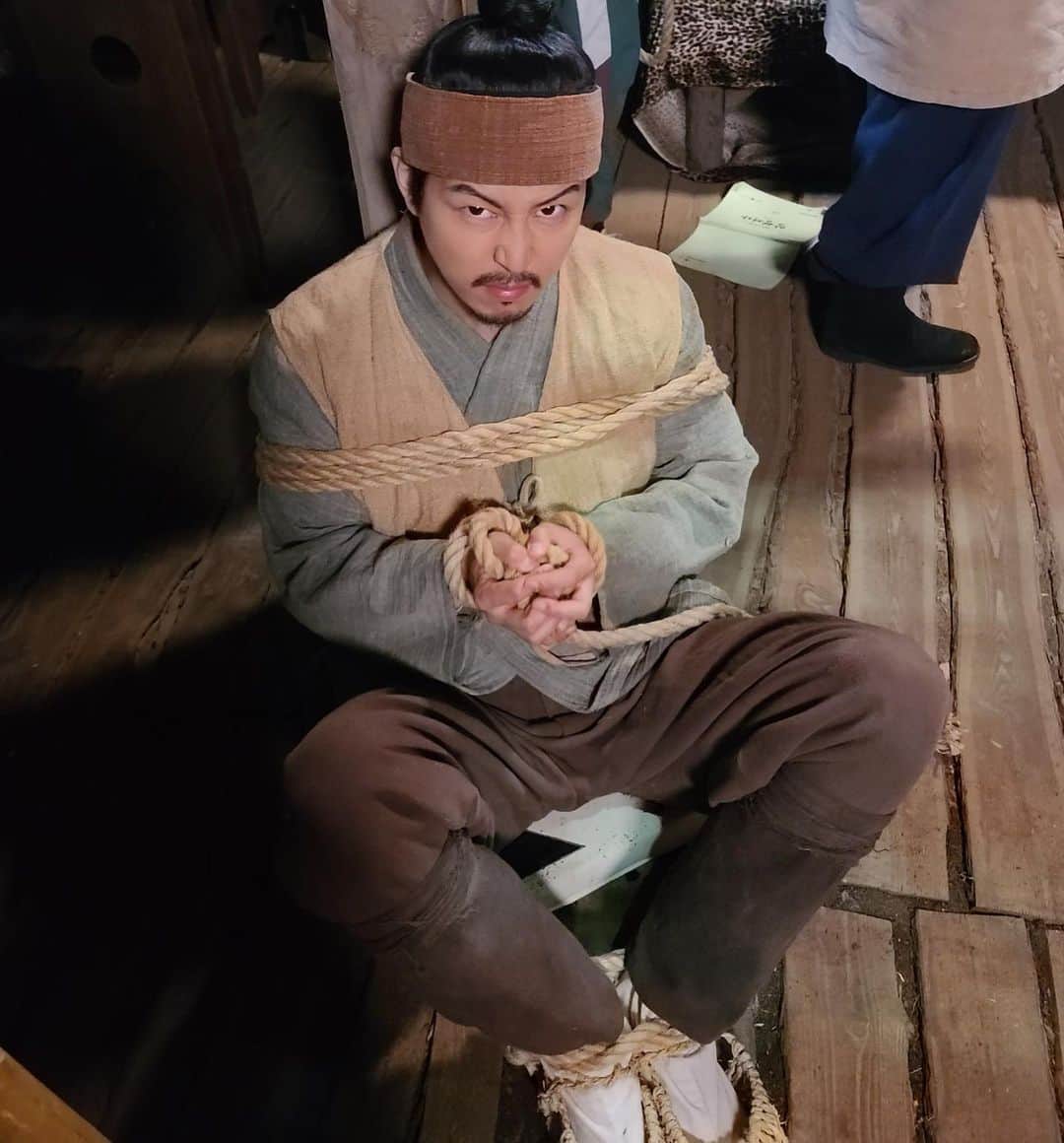 シン・ジフンのインスタグラム：「본사람만 아는 최도관   #암행어사 #최도관」