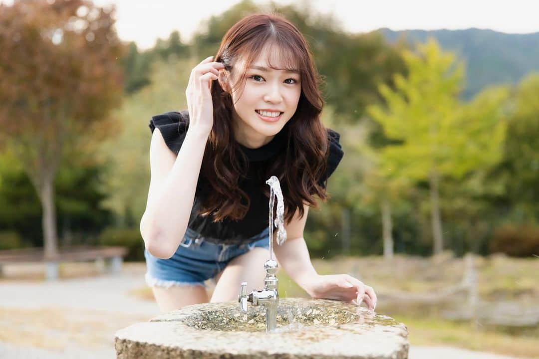 橘香恋のインスタグラム：「おはようございます❤︎﻿ ﻿ 前回の投稿に﻿ イイネとコメントありがとうございます☺﻿ ﻿ ﻿2020年最後の日ですね🥺  皆さんは、どんな1年でしたか😌？  私は、コロナウイルスで大変な年でしたが 新しい事に挑戦し、吸収する1年でした🥰  2020年も素敵な1年になったのは 毎日温かい応援があったからです❣︎ 本当にありがとうございます❤️  そして 2021年もよろしくお願いします😉  ﻿良いお年を〜🕊 ﻿ ﻿ ﻿」